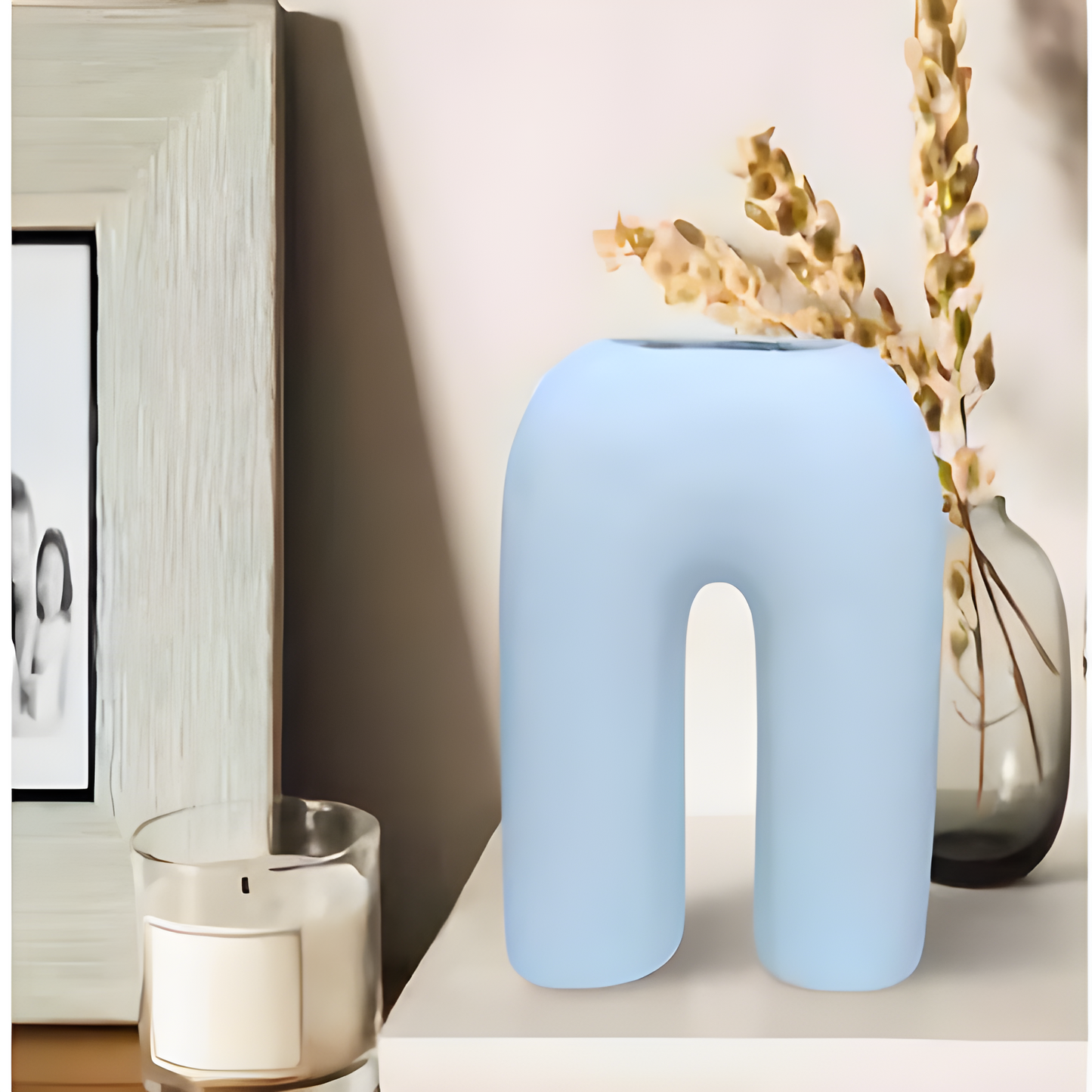 U shaped Glass Vase